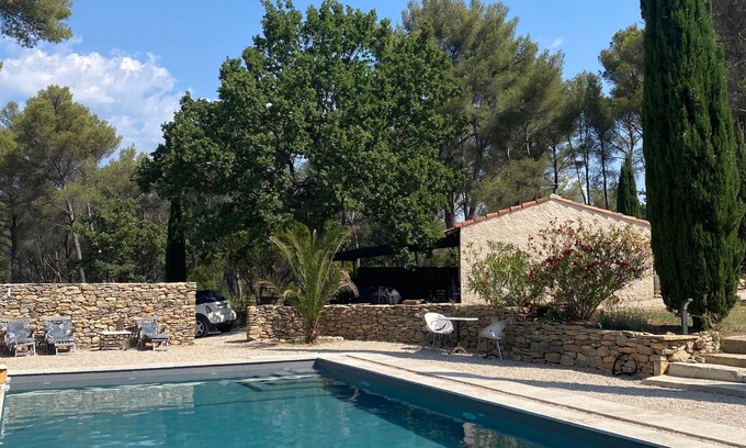 Le Beausset Apartment | Ideal Apartment Retreat Near Bandol & Sanary with Pool