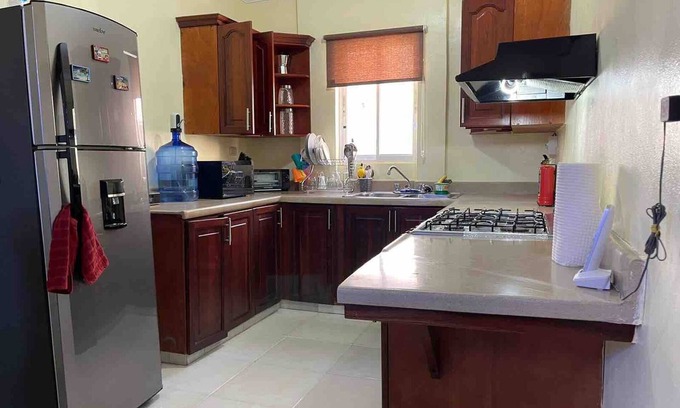 Los Rios Apartment | Cozy Tu Nido De Amor: Netflix, Wifi & Breakfast Included