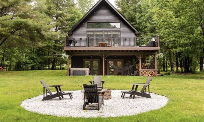 Ellenville Cabin | Guest Rated 10/10: Modern A-Frame Cabin with Hot Tub
