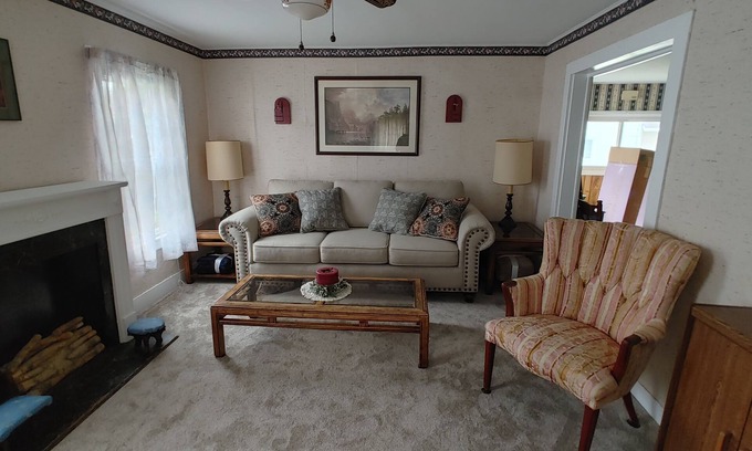 Canandaigua House | Spacious 4-Bedroom Home Steps from Downtown Canandaigua