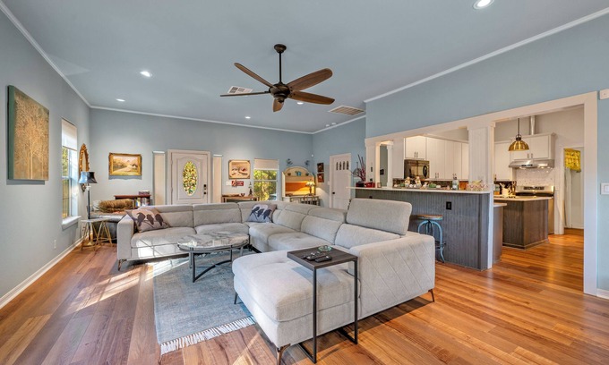 Mead House | Guest Rated 10/10: Ideal Home with Pool & Lake View!