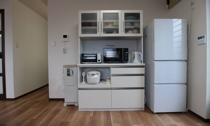 Shima House | Spacious Home for 13 with Kitchen & Breakfast in Shima Mie