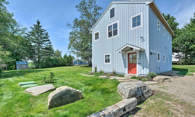 Belfast House | Relaxing Vintage Modern Home on Lower Mason Pond