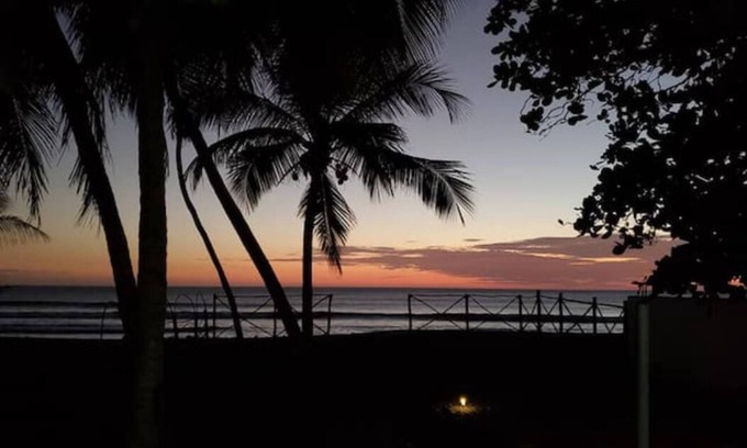 Poneloya House | Beachfront Retreat with Pool & Unmatched Guest Rating 10/10