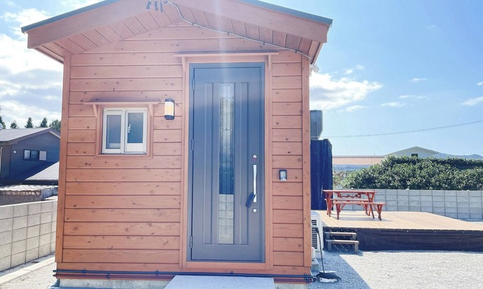 Sakiyama Cottage | Accessible Log House for 5 with Breakfast in Okinawa