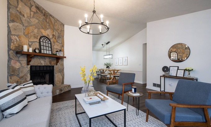 Lawrenceville House | Family Retreat with Pool Table & Large Deck – 9.6/10 Rated
