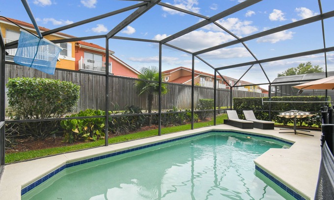 Lake Berkley House | Private Pool Retreat Near Disney - Lake Berkley Paradise