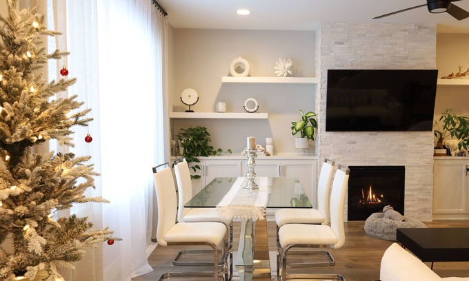 Vancouver House | Modern Townhome Retreat in Vancouver, WA with Kitchen