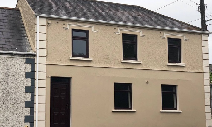 Hacketstown House | Highly Rated Restored Townhouse with Family-Friendly Amenities