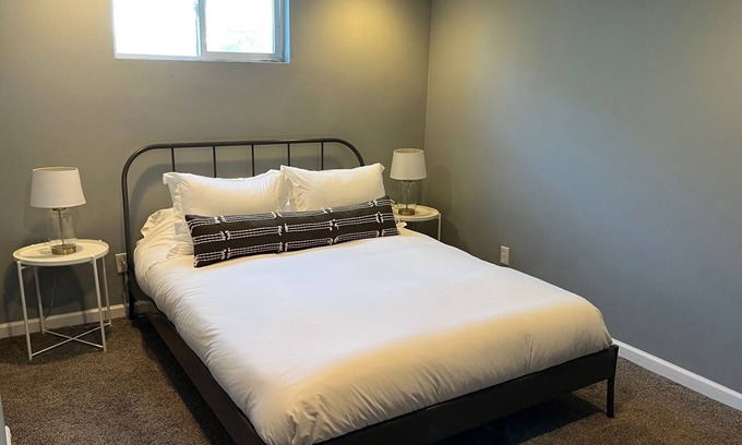 Orem North Apartment | Guest Rated: 9.8 Orem Basement Apartment with Kitchen