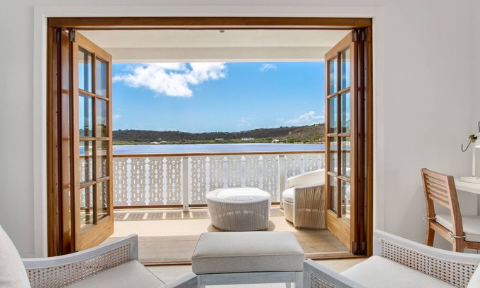 Sandy Ground Villa | Perfect Family Getaway Steps from the Beach with Pool
