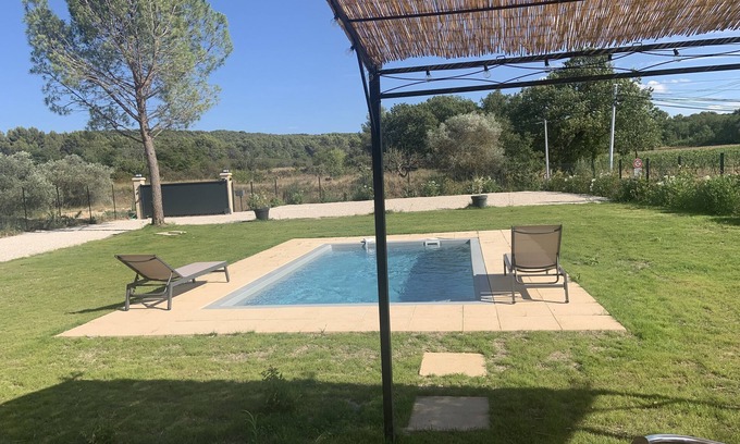 Pernes-les-Fontaines House | Peaceful Villa Retreat with Private Pool and Ocean Views