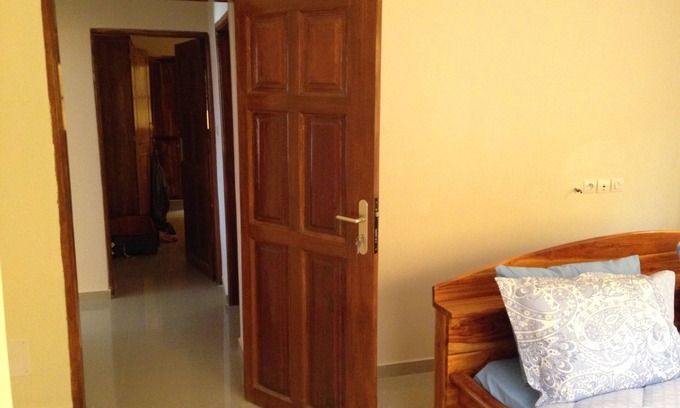 Lome House | Cozy Villa Retreat in Lomé Yokoè with Oceanfront Views