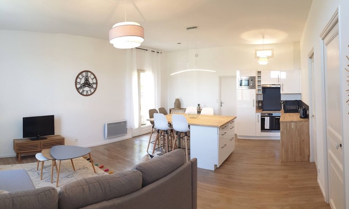 Mougins House | Pet-Friendly Villa at Mougins with Top Guest Ratings