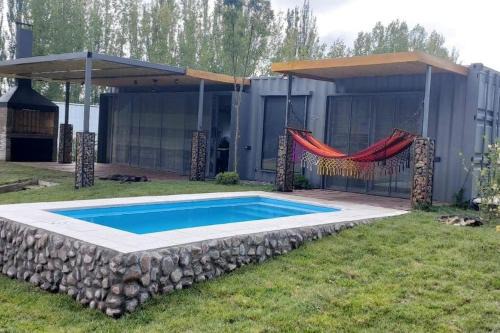 Tunuyan Apartment | Discover ENTRE BODEGAS: Pet-Friendly Getaway with Pool
