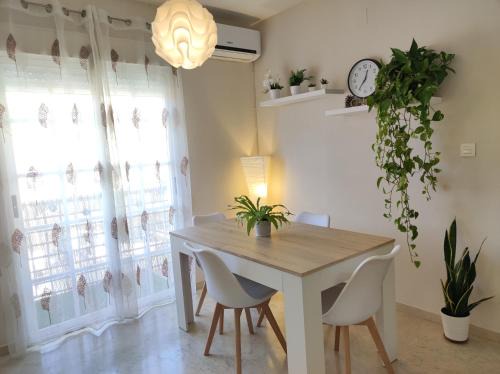 Cenes de la Vega Apartment | Prime Location: Between Alhambra and Sierra Nevada