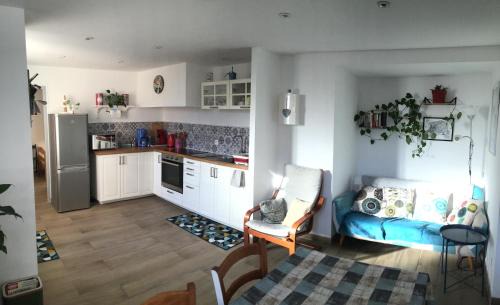 Ceret Apartment | Experience Entre Mer et Montagnes: Pool & Ocean Views