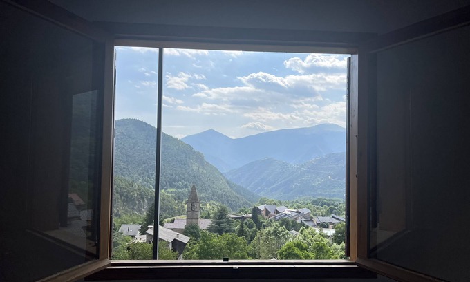 Valdeblore Apartment | Relaxing Retreats at Entre Tinée et Vesubie with Spa & Hot Tub