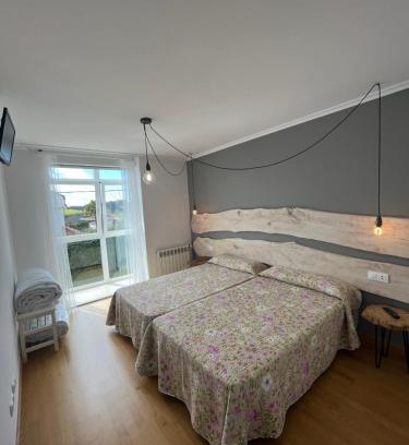 O Pedrouzo House | Discover ENTRECAMIÑOS: Pet & Child-Friendly Retreat