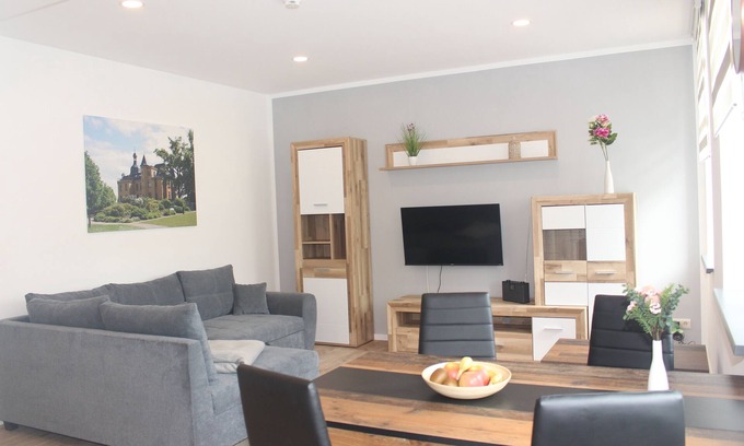 Zorbig Apartment | Relaxing Country Escape: Family-Friendly Apartment for 4