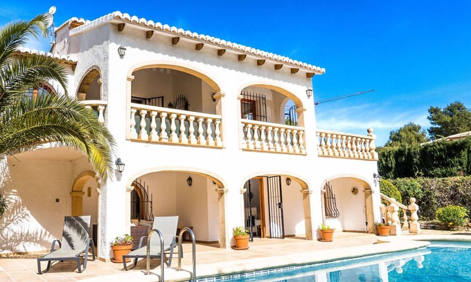 Mar Azul Villa | Experience Enzo: 5-Bedroom Villa with Private Pool & Ocean View