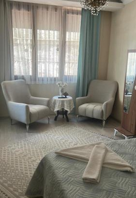 Selcuk House | Guest Rated 10/10: Ephesus Palaces - Family-Friendly Stay
