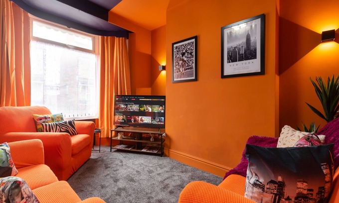 Hull House | Cozy Ephphatha 4 Beds with Free Wifi in Central Location