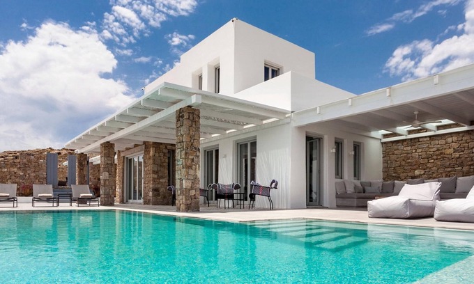 Elia Villa | Epic Twin: Ideal Villa with Pool and Spa for 28 Guests