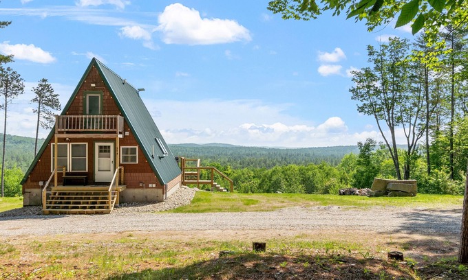 Harrison House | Secluded Retreat with Million-Dollar Views and Pool Access