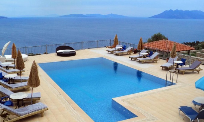 Melissopetra Apartment | Exquisite Epidavros Seascape: 4-Star Stay with Pool & Pets