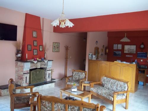 Andritsaina House | Explore Epikoureios Apollon: Family-Friendly Retreat