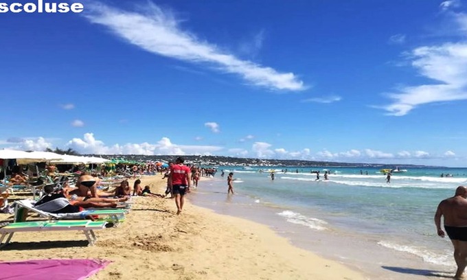 Marina di Pescoluse House | Discover Eraclito Villa: Oceanfront Bliss in Salento