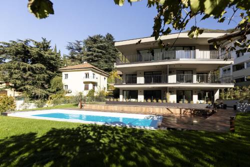 Centro - Piani - Rencio Apartment | Elegant Erbacher - Greti's Landhaus Suite with Pool & Hot Tub