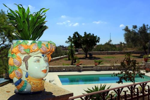 Ispica Apartment | Experience Eremo delle Grazie: Perfect for Families & Relaxation
