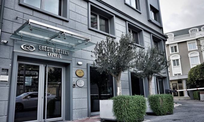 Topkapi Hotel | Discover Eresin Hotels Express: Family-Friendly with Pool