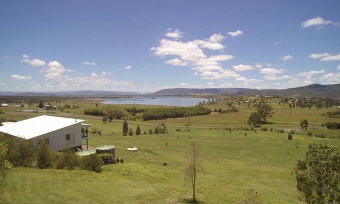 Hazeldean House | Discover Erinvale Somerset Dam: Guest Rated 9.8, Lake Views