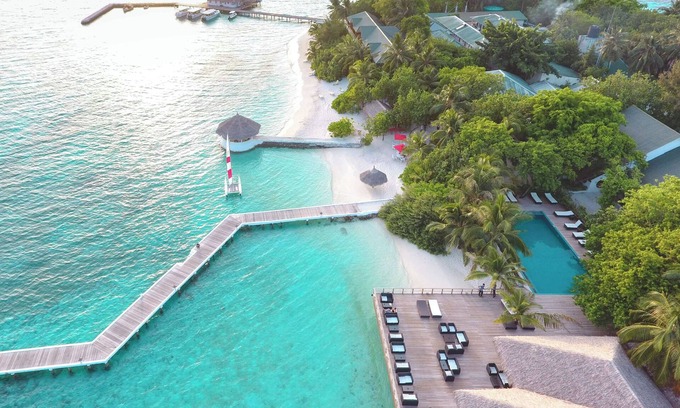 Eriyadu Resort | Relax at Eriyadu Island Resort with Ocean Views & Spa