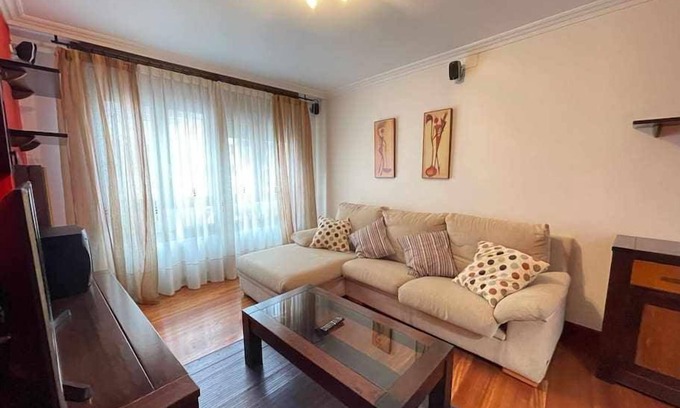 Bermeo Apartment | Erribera Etxea - Spacious Apartment with Parking & Family Amenities