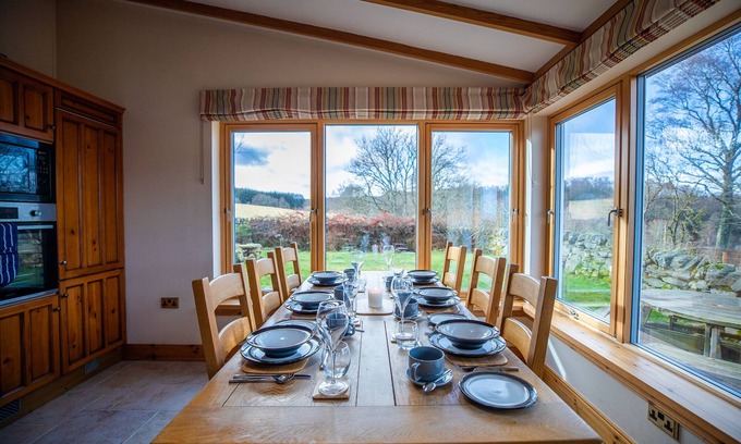 Aberfeldy House | Discover Errichel House and Cottages: 4-Star Family Retreat