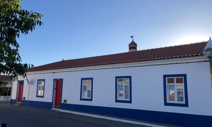 Ervidel House | Ervidel Guest House: Pet-Friendly Retreat with Pool & Breakfast