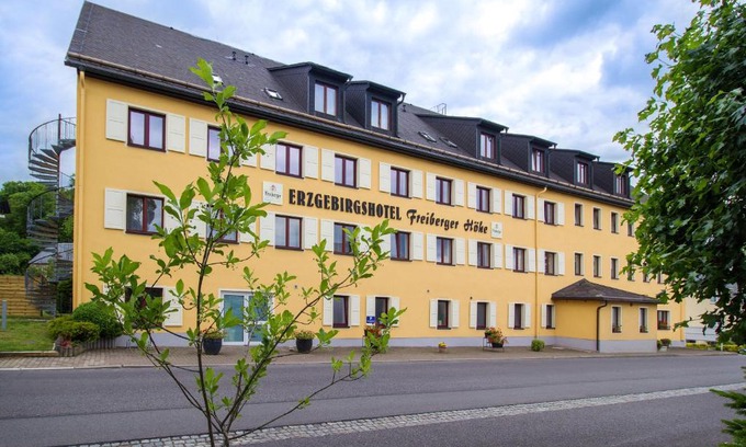 Eppendorf Hotel | Erzgebirgshotel Freiberger Höhe: Family-Friendly Retreat