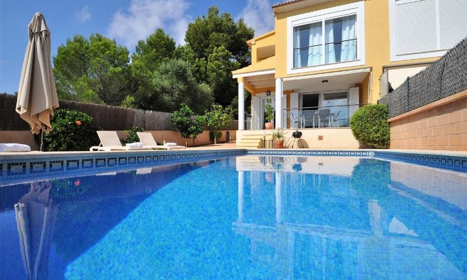 Cala Pi Ski Chalet | Popular ES PAS Chalet in Cala Pi with Pool & Family-Friendly