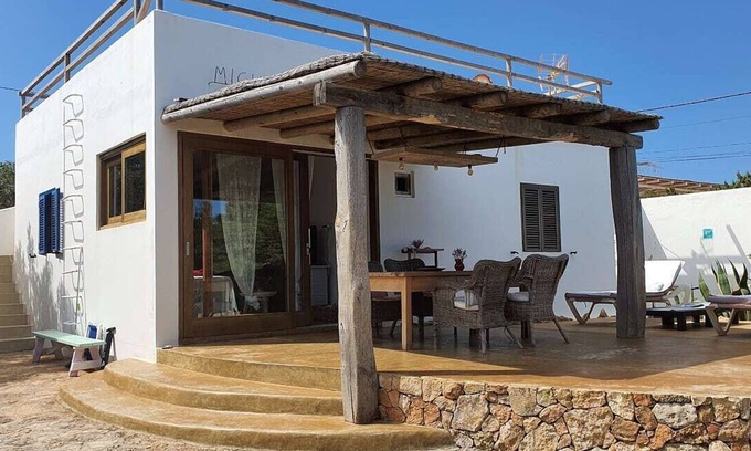 Es Pujols House | Oceanfront Villa in Es Pujols with Spa & Hot Tub