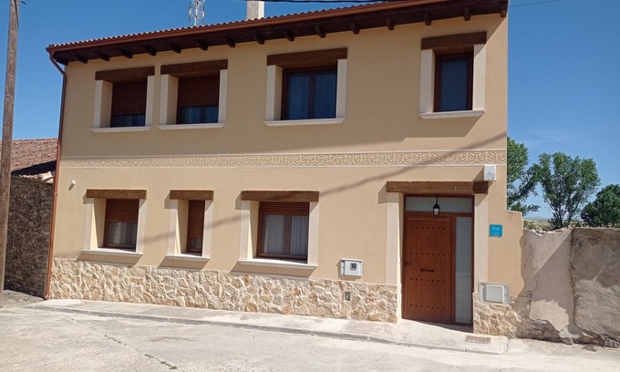 Tabladillo Cottage | Discover Casa Rural en Segovia: Family-Friendly Retreat