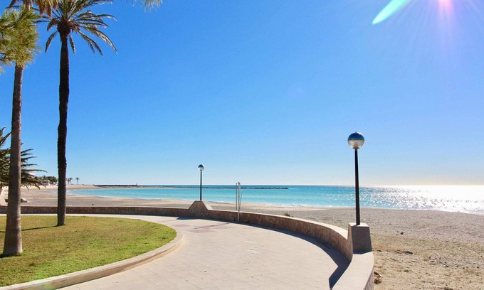 L'Hospitalet de l'Infant House | Oceanfront Sea View Terrace in L'Hospitalet del Infant