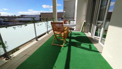 Blagnac Apartment | Convenient ESCAL'HOME: Designer Stay Near Airport