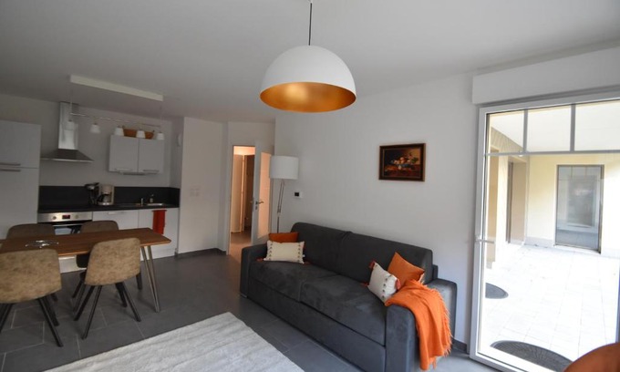 Saint-Valery-sur-Somme Apartment | Elegant Stay at Escale à Saint Wary with Family-Friendly Perks
