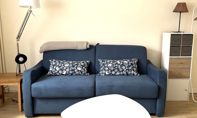 Opal Coast Apartment | Ocean View Studio on Plage d'Opale - Rated 10/10!