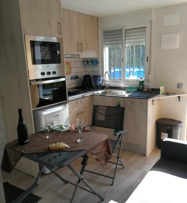 Segur de Calafell Apartment | Outdoor City Escape with Pool and Ocean View Awaits