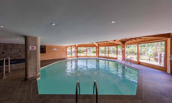 Abries Condo | Escapade alpine | Piscine, sauna & vue montagne